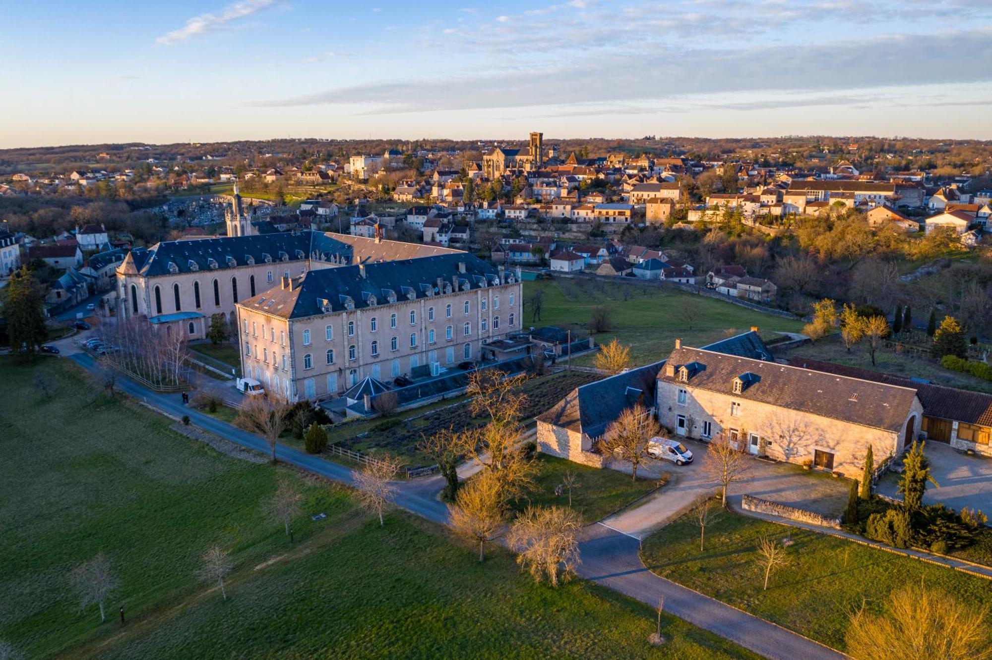 Le Grand Couvent De Gramat Exterior foto
